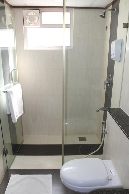 The Lotus Apartment Hotel, Venkatraman Street Chennai Exterior photo