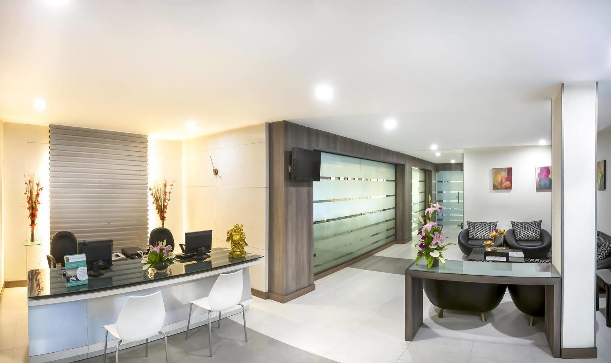 The Lotus Apartment Hotel, Venkatraman Street Chennai Exterior photo